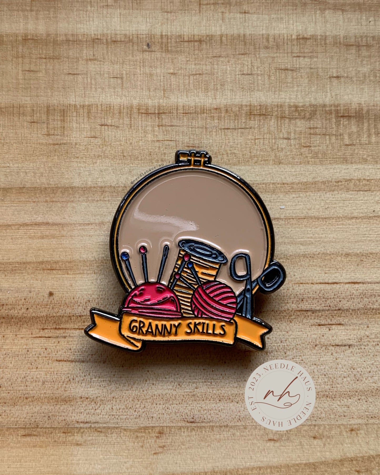 Granny Skills Needle Minder